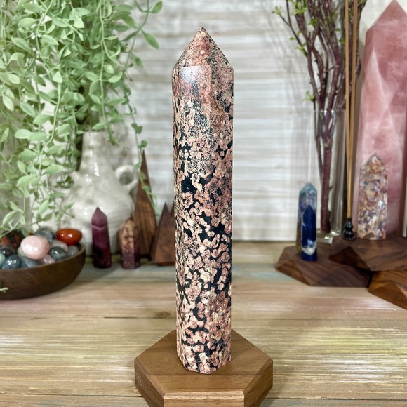 Red Snowflake Obsidian Tower Large 7.25" Tall!​ - Picture 4 of 8